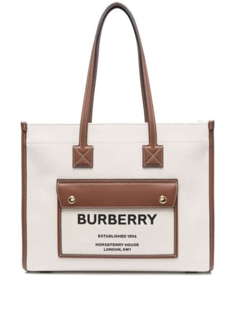 borsa tessuto burberry|Scopri la nuova collezione di borse Burberry donna su FARFETCH.